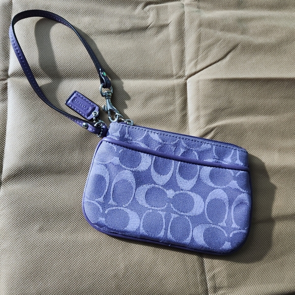Coach | Bags | Coach Signature Coin Purse | Poshmark